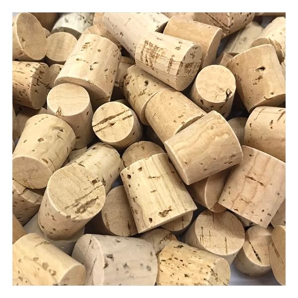 小型インコに嬉しい小さめサイズのコルクです。ハンドトイ、テーブルトイ、手作りおもちゃのパーツに♪サイズ（約）：直径13〜25mm・高さ16〜25mm※サイズや形状はアソート入荷により商品差があります。（画像参照）※円錐台の形状にて直径は計測...