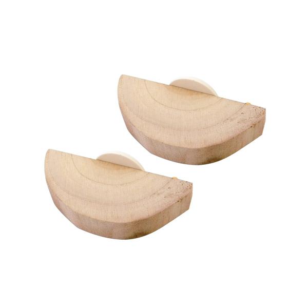 ありそうで無かったこのカタチ。ケージレイアウトの幅が広がる自然木でできた小さなステージ！柔らかめの材質なのでかじり木にも！【サイズ】約 W110×D50×H20mm*自然木ですので形や寸法には商品差があります。（形や寸法の指定、形や寸法によ...