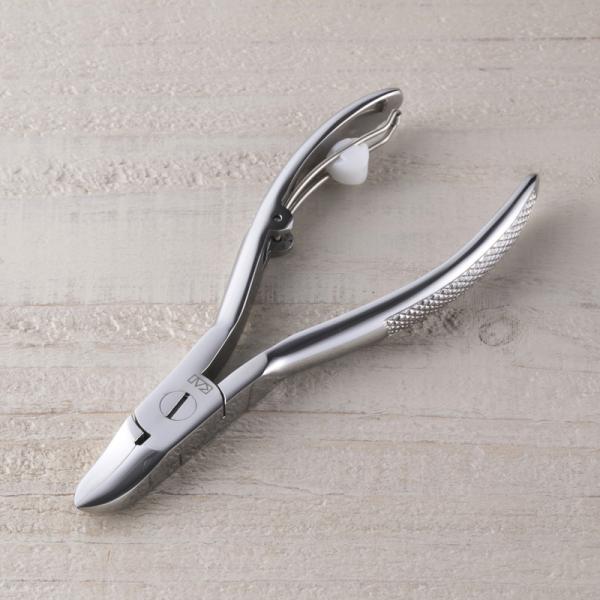 貝印 ニッパー 爪切り ニッパーツメキリ 巻き爪 厚い爪 硬い爪 爪きり