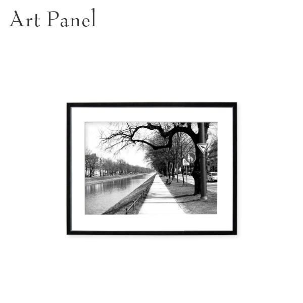 【アートパネル / オリジナル風景】前面はアクリル板なので、ガラス板より軽く取扱いは安全で、雰囲気に合わせた空間演出を楽しめます。