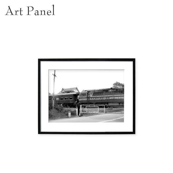 【アートパネル / オリジナル風景】前面はアクリル板なので、ガラス板より軽く取扱いは安全で、雰囲気に合わせた空間演出を楽しめます。