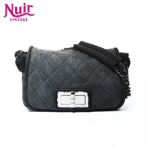 CHANEL（シャネル） ショルダーバッグ ムートン スエード フラップ