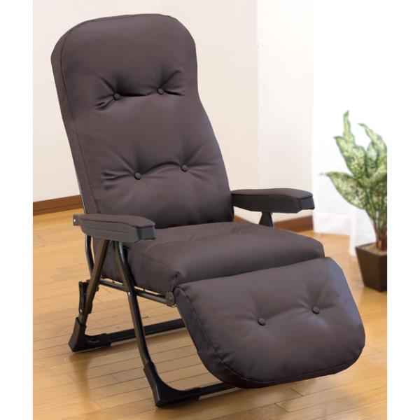 熟成されたインテリア文化国イタリアのテイストたっぷりのリクライニングアームチェア。機能性十分でシンプルなデザイン。肘掛け部分を手前に軽く上げながら背もたれを6段階リクライニングすることが出来ます。14段階リクライニングのフットレストを装備。...