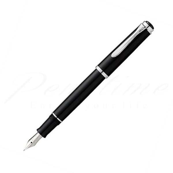 Pelikan 万年筆P205 黒 中字未使用 専用ケース.インク付ペリカン Pelikan（ペリカン） 万年筆 クラシック P205 黒 : 万年筆・高級筆記具