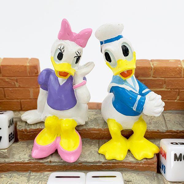 ディズニー ドナルドダック デイジーダック 万年 カレンダー ドナルド デイジー インテリア 2107 Sd 5576 350 パーフェクトワールド 通販 Yahoo ショッピング