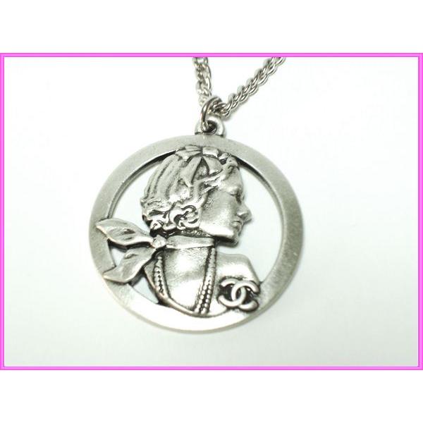 CHANEL シャネル A86488 X01060 Z4082 ココマーク入り 円形 ココ