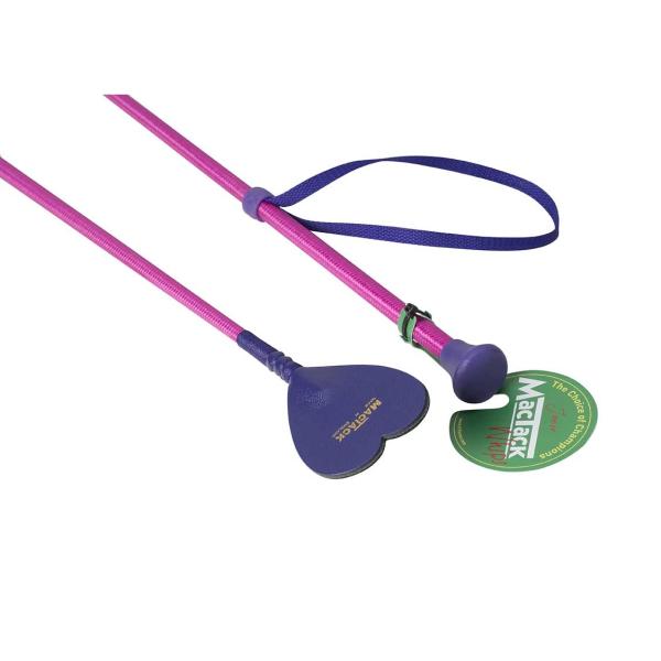 ジュニア向け乗馬鞭。ウェビング製ループとハートの形のキーパー付き。