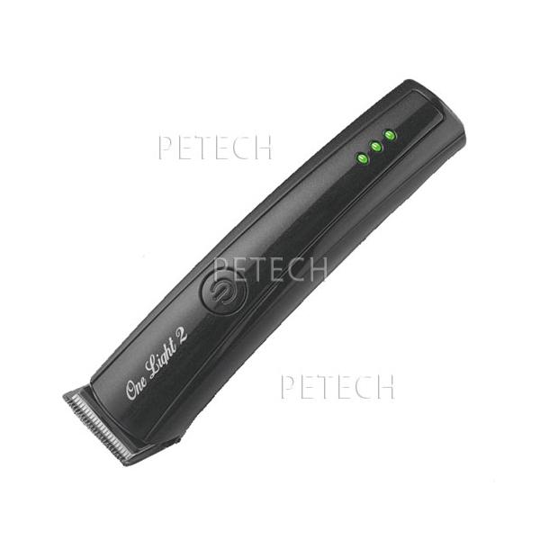 One Light (ワンライト)がブラックボディにモデルチェンジされOne Light (ワンライト)2に生まれ変わりました。スピーディク　One Light (ワンライト)2は便利な防水性のコードレストリマーです。コンパクトで軽量。細か...