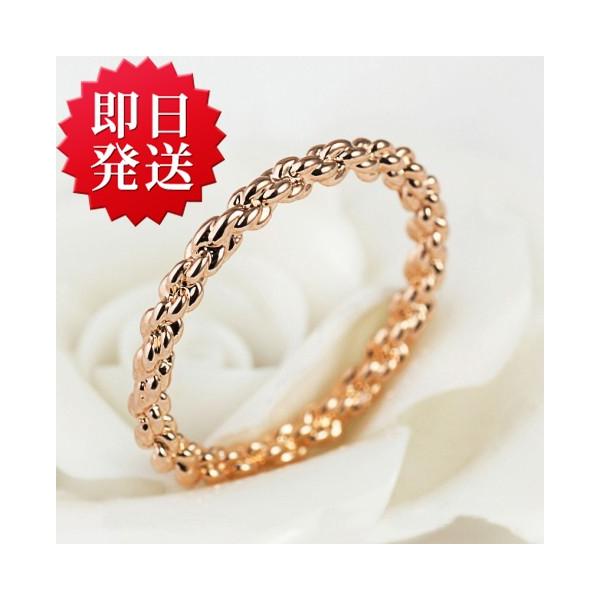 惹きたて上手なナチュラルリング絶妙なコーディネート感覚でさらりと身に着けているシンプルな地金リングはかわいい。上質素材を繊細に、そして丁寧にツイストさせエレガントなディティールに、繊細さを保ちつつ、一つでも着けられるように柔らかいボリューム...