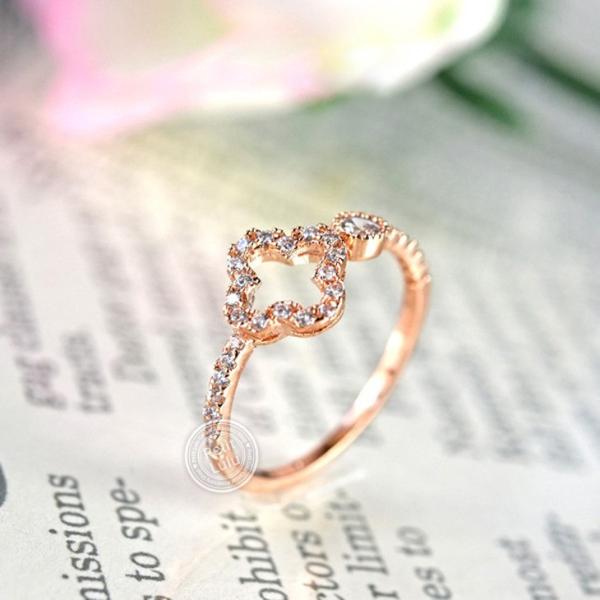 w fB[X O N[o[O t[ C^O tH[NO lL[g AM[Ή 18 a v[g Mtg LO