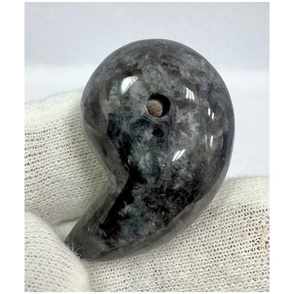 ◆一点物 黒翡翠 勾玉 魔除け ブラックジェダイド お守り ヒスイ お宝 斑模様 ◇一点物 黒翡翠勾玉 魔除け ブラックジェダイド お守り ヒスイ