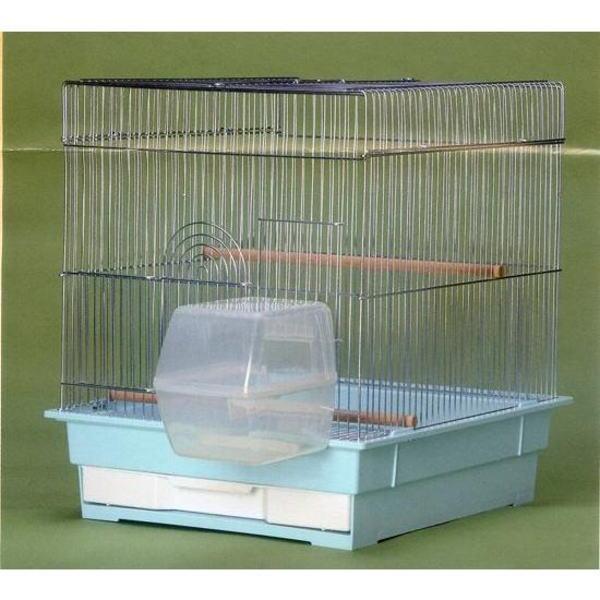 特長 ●すり餌・つぶ餌・竹力ゴ・金力ゴいずれも使用できます。 ●取付け・取はずしはワンタッチです。 ●半透明のプラスチックで囲っており、水しぶきが飛び散らず鳥も安心して水浴できます。 ●ゲージの外の水浴器ですから糞や餌の食べ力スが入らず、水...