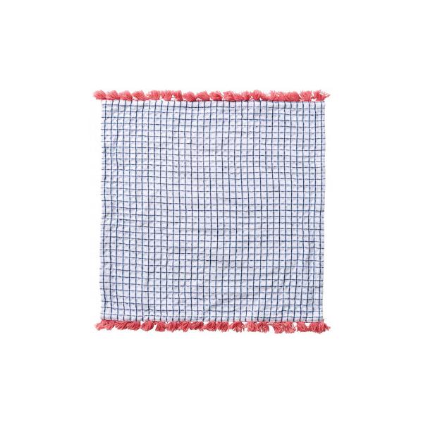 白地に格子柄を効かせ、アクセントカラーのフリンジをプラスしたディッシュクロスです。乾きやすくてへたりにくいので家事や作業で大活躍します。遊び心のあるビビットなカラーリングです。クロスの内側には」かけひも」がついており、フックなどにもかけやす...