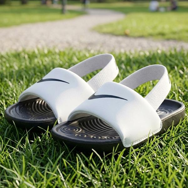 Nike スポーツサンダル ブラック/ホワイト NIKE（ナイキ） スポーツサンダル キッズ カワ スライド TD サンダル
