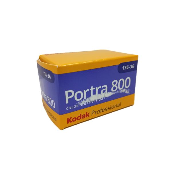 コダック プロフェッショナル ポートラ 800 フィルム　135　36枚撮り 新パッケージ(kodak portra) パッケージ塗装剥げ
