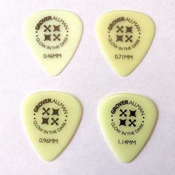 O[o[I[}@sbN@Glow in the Dark