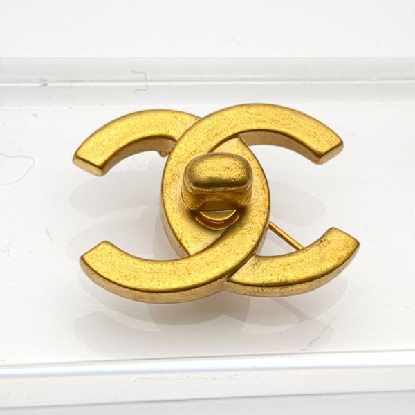 CHANEL（シャネル） ブローチ ココマーク ターンロック 97 P ゴールド