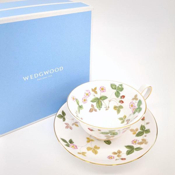 【新品 箱 シール付】ウエッジウッド　ワイルドストロベリー　カップ&ソーサー WEDGWOOD ウエッジウッド ワイルドストロベリー カップ＆ソーサー 箱付