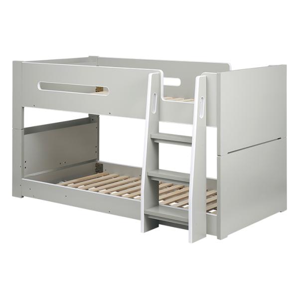 ※こちらの商品はお客様組み立てとなります。※マットレスや寝具などは付属しておりません。※詳細ページの注意事項を必ずご確認ください。■サイズW211 x D104 x H118.5cmベッド内寸：97.5 x 196.5cm■材質本体：パーテ...