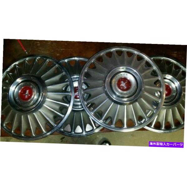 Wheel Covers Set of 4 四つのセット（4）1967 - 68フォードマスタング