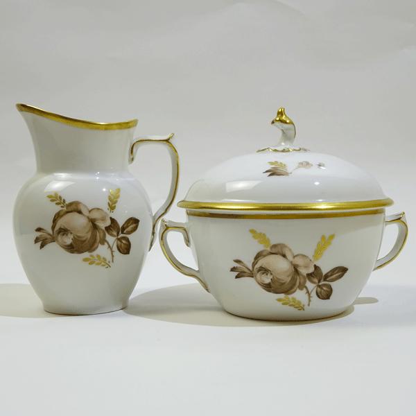 ロイヤルコペンハーゲンブラウンローズティーポット