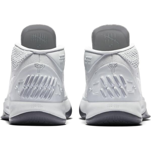 NIKE KOBE AD EP LOW                    A.D. 922484 