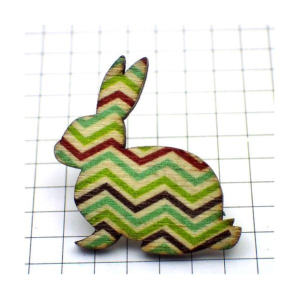 ピンバッジ・木製ウサギ線ギザギサ PAINTED WOOD RABBIT◆フランス限定ピンズ◆レアなヴィンテージものピンバッチ