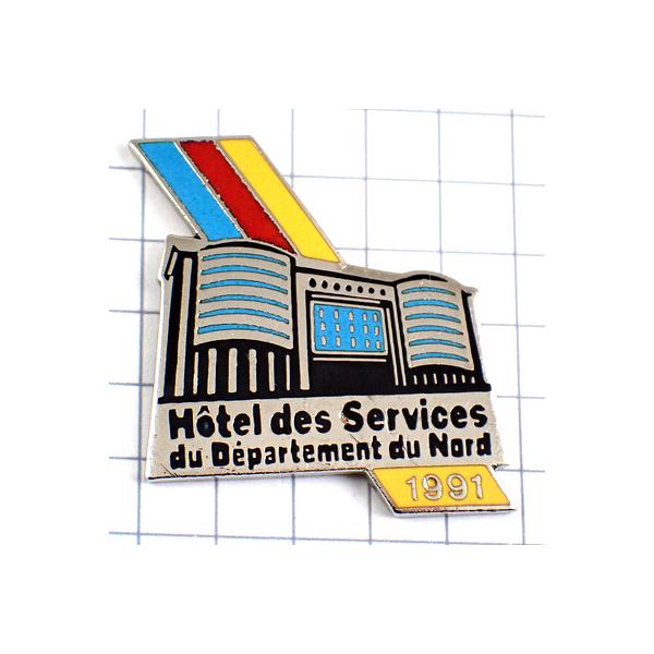 背景の１マスは５mmです。当店のピンバッジ はヴィンテージのレアな限定ピンバッジ です。それぞれのピンズの裏側の針には、新品の留め具をセットしてお送りします。新品の留め具代はピンズの商品代に含まれております。