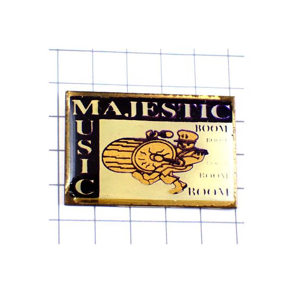 背景の１マスは５mmです。当店のピンバッジ はヴィンテージのレアな限定ピンバッジ です。それぞれのピンズの裏側の針には、新品の留め具をセットしてお送りします。新品の留め具代はピンズの商品代に含まれております。