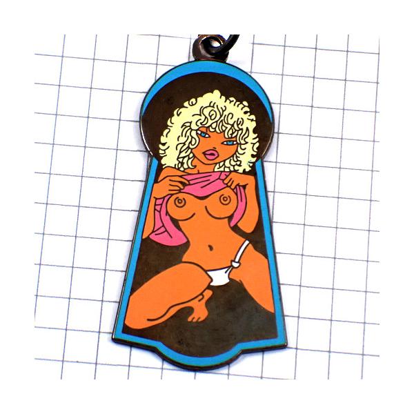 背景の１マスは５mmです。当店のキーホルダー はヴィンテージのレアな限定キーホルダー です。