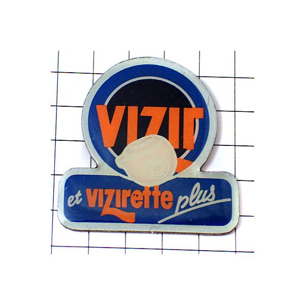 背景の１マスは５mmです。当店のピンバッジ はヴィンテージのレアな限定ピンバッジ です。それぞれのピンズの裏側の針には、新品の留め具をセットしてお送りします。新品の留め具代はピンズの商品代に含まれております。