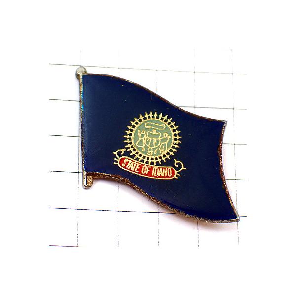 背景の１マスは５mmです。当店のピンバッジ はヴィンテージのレアな限定ピンバッジ です。それぞれのピンズの裏側の針には、新品の留め具をセットしてお送りします。新品の留め具代はピンズの商品代に含まれております。