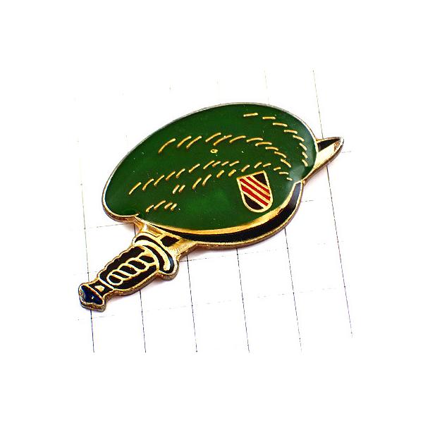 【貴重品】オリーブドラブ メダル ピンバッジ 貴重品】オリーブドラブ メダル ピンバッジ