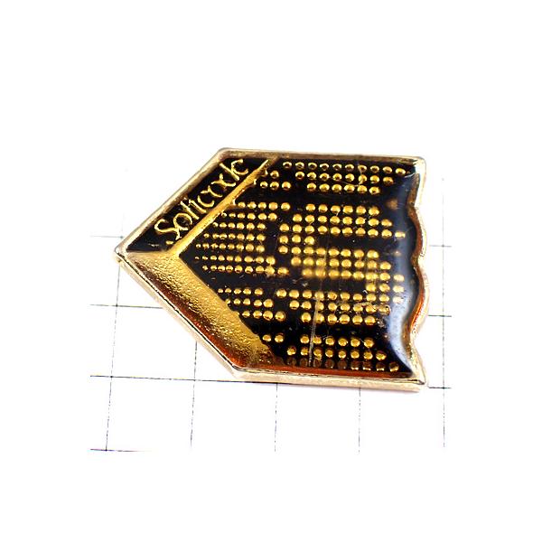 背景の１マスは５mmです。当店のピンバッジ はヴィンテージのレアな限定ピンバッジ です。それぞれのピンズの裏側の針には、新品の留め具をセットしてお送りします。新品の留め具代はピンズの商品代に含まれております。