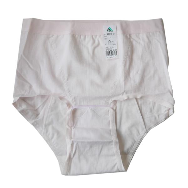 産褥ショーツは出産後の出血や悪露に対応する出産入院での必需品です。クロッチ部分がマジックテープで開閉するので、看護師さんによる産後の手当てをしていただく際に必須です。入院準備で二枚ほど用意すると安心です。背中まで撥水加工布が付いているからモ...