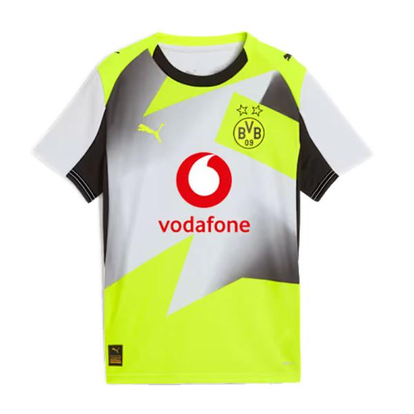 PUMA  BVB キッズ 2025-26 ドルトムント アウェイ レプリカ 半袖 ユニフォーム25/26 BVB アウェイキットは、ホワイトとブラックにハイボルテージイエローが映える、遠くからでも目を引く一着。dryCELLテクノロジーが...