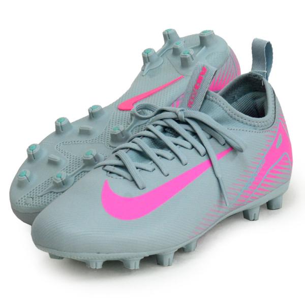 NIKE ジュニア ズームヴェイパー 16 アカデミー HGスピードアップしたい人に最適。 アカデミー スパイクのヒールに、改良されたAir Zoomユニットを搭載しました。 前に押し出す感覚をもたらすデザインで、バックライン突破をサポート...