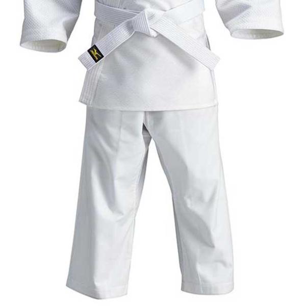 【サイズ】【標準】90号、100号、110号、120号、0号、1号、2号、3号【B体】120B号、0B号、1B号、2B号、3B号【2B体】0B2号、1B2号、2B2号、3B2号【カラー】ホワイト【素材】綾織地　晒　綿70%・ポリエステル30...