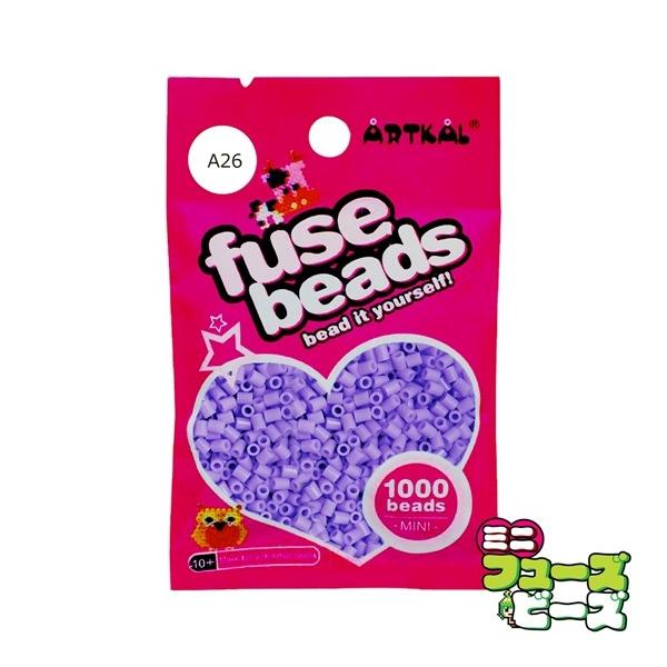 ■ 商品説明 ■ 種類：フューズビーズ ミニ（2.6mm）サイズ：直径 2.6mmカラー：ライトパープル数量：約 1,000粒RGB数値：R:160 G:94 B:181アイロンがけによる形状の保持に優れながらも、柔軟性のあるソフトタイプの...