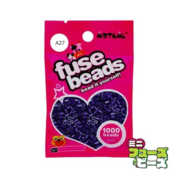 ■ 商品説明 ■ 種類：フューズビーズ ミニ（2.6mm）サイズ：直径 2.6mmカラー：ダークパープル数量：約 1,000粒RGB数値：R:51 G:0 B:114アイロンがけによる形状の保持に優れながらも、柔軟性のあるソフトタイプのアイ...