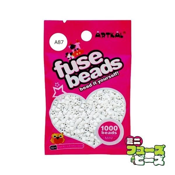 ■ 商品説明 ■ 種類：フューズビーズ ミニ（2.6mm）サイズ：直径 2.6mmカラー：ゴーストホワイト 数量：約 1,000粒RGB数値：R:239 G:239 B:239アイロンがけによる形状の保持に優れながらも、柔軟性のあるソフトタ...