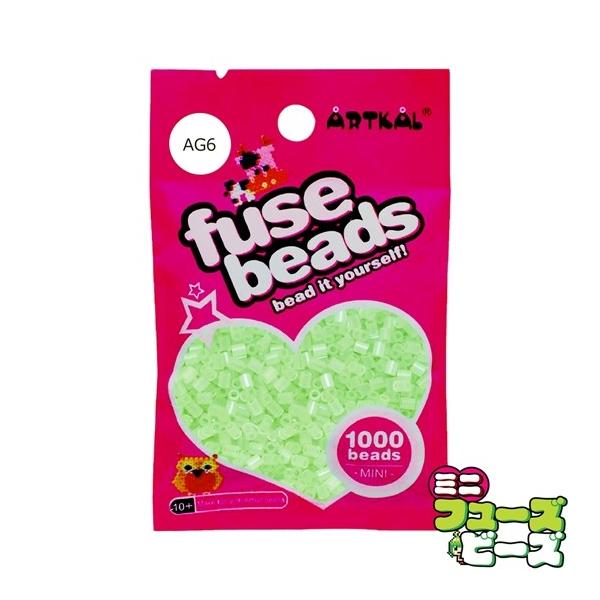 ■ 商品説明 ■ 種類：フューズビーズ ミニ（2.6mm）サイズ：直径 2.6mmカラー：夜光グリーン数量：約 1,000粒アイロンがけによる形状の保持に優れながらも、柔軟性のあるソフトタイプのアイロンビーズです。蓄光により暗い場所で発光し...