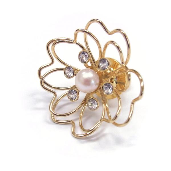パールブローチ　ゴールド　素敵　（まっつんこ） 花モチーフ ゴールド パールブローチ タックブローチ 本真珠