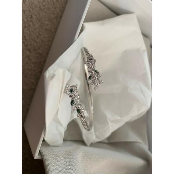 SWAROVSKI（スワロフスキー） Swarovski CRYSTAL GREEN FLORA バングル
