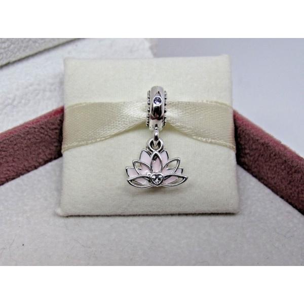 planetarium_pandoracharm105_3