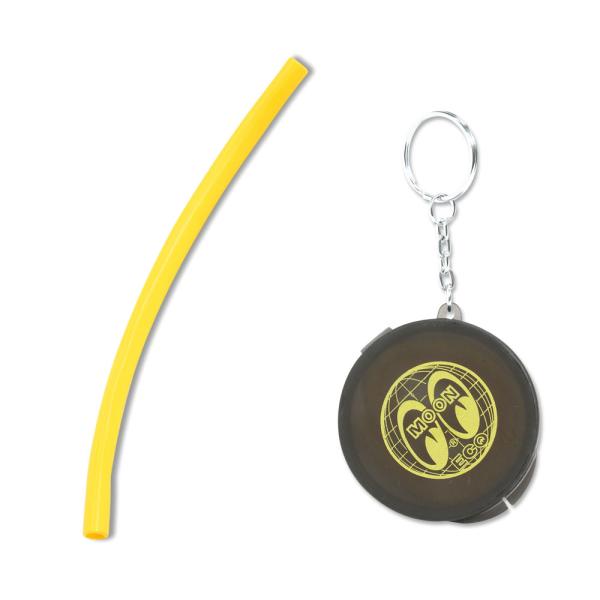 ムーンアイズのシリコンストローになります。アメリカで生まれ日本に本拠地を持つ逆輸入カスタムブランド、MOONEYES。携帯に便利なシリコン製ストローです♪海洋プラスチック問題でプラスチック製ストローが廃止される昨今。買い物袋はエコバッグに替...