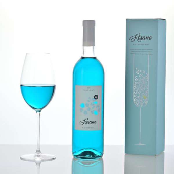 ワイン 水色の甘口ワイン ケサネ ブルー スイートワイン kesane 青い
