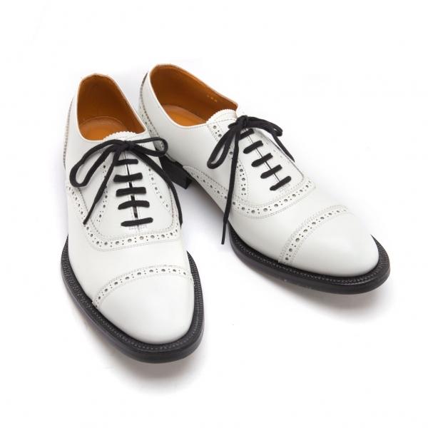 コムデギャルソンCOMME des GARCONS メダリオンシューズ 白24.5 
