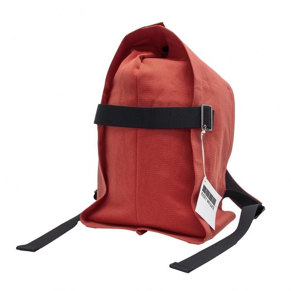 イッセイミヤケISSEY MIYAKE 132 5. OBI フラットプレスバックパック 