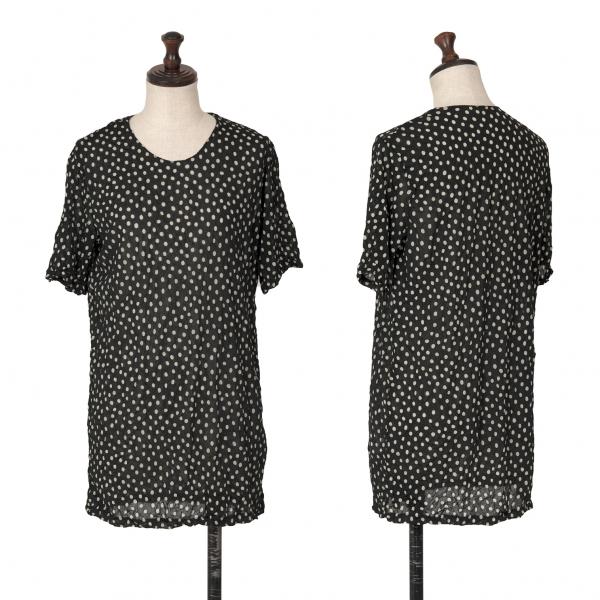 ISSEY MIYAKE（イッセイミヤケ） ドットプリントシワプリーツTシャツ